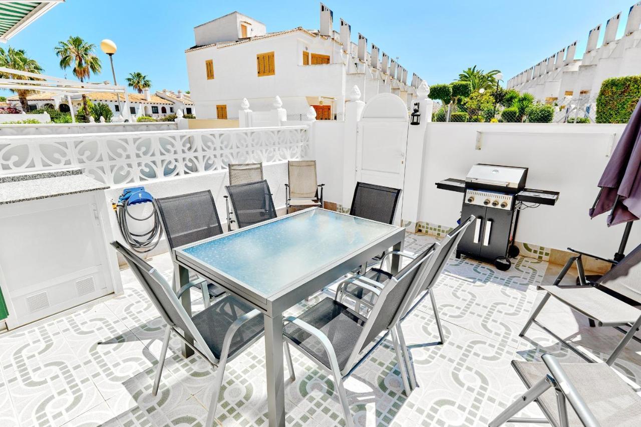 Espanhouse Sonia In La Zenia Playas De Орихуела Екстериор снимка